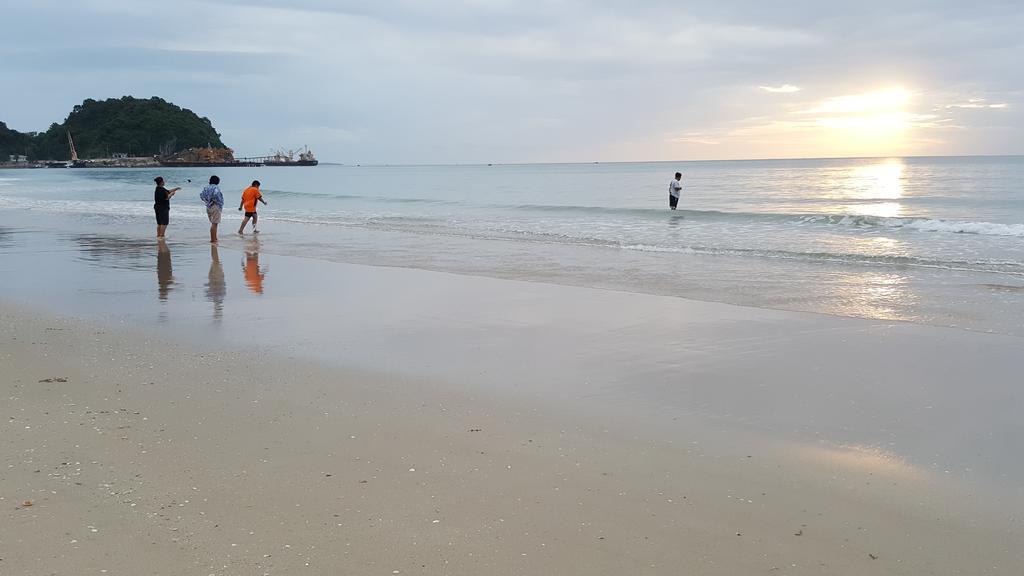 Happy Resort Khanom Ngoại thất bức ảnh